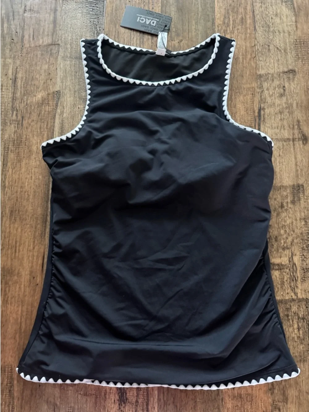 NWT Daci Black Tankini Top White Trim Scalloped Edge Size Small - Picture 2 of 13